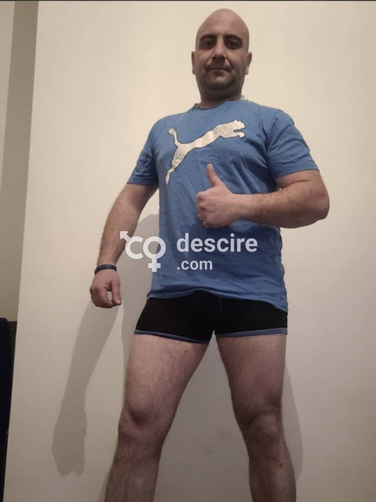 Escort male only for lady's 07378 606029 - Leeds - United Kingdom