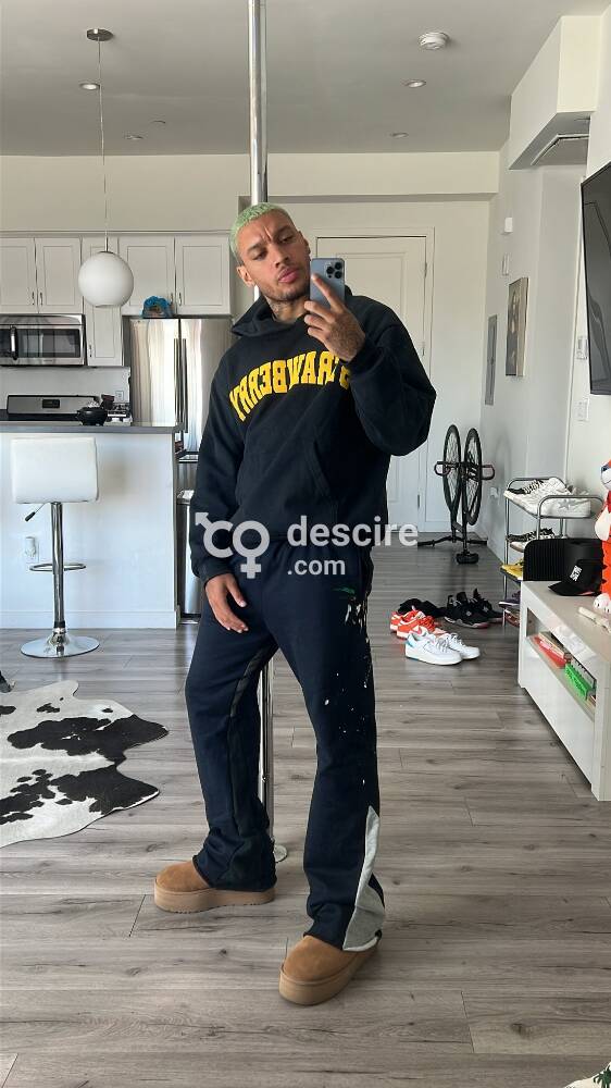 Discreet. Professional. Unforgettable Service. - Manchester - United Kingdom