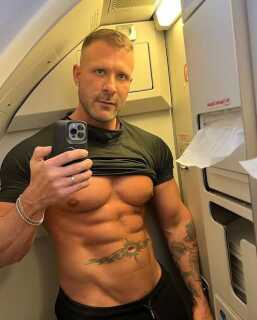 Elite Ease Massage I Can  be top and bottom. - London - United Kingdom