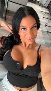 Ava – Airdrie’s Alluring Scottish Companion telegram @Avawood61 - Airdrie - United Kingdom